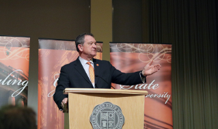 BGSU President Rodney K. Rogers presenting the welcome remarks at the keynote luncheon