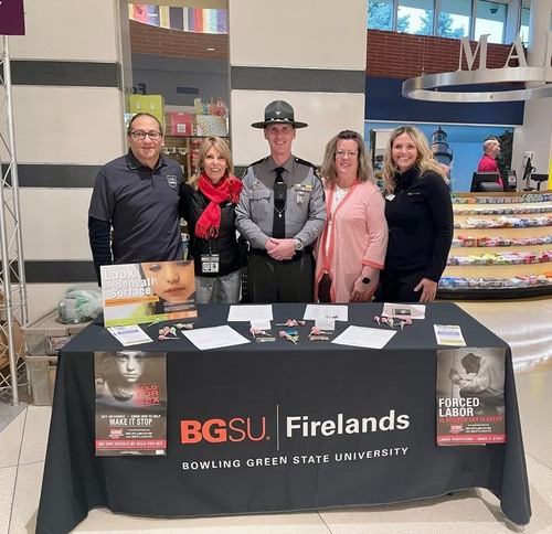 Charles Cyrill, Director Marketing and Communications - Ohio Turnpike and Infrastructure Commission; Colleen Shay Murray, Ohio Turnpike and Infrastructure Commission Board Member; Sergeant Purpura, Ohio State Highway Patrol; Tracy McGinley, Bowling Green State University; Lara Wilken, Bowling Green State University