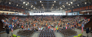 The freshman class of 2019 kick off the University Welcome and Opening Weekend at the Stroh Center.