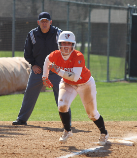 The Mid-American Conference announced Distinguished Scholar Athletes from 16 winter and spring sports during the 2014-15 academic season as 359 student-athletes were voted by faculty athletic representatives at MAC institutions representing the 'best of the best' from each sports Academic All-MAC Teams.  For Bowling Green, 26 student-athletes were recognized (including those honored in multiple sports), including five who boast a 4.00 grade point average. Women's basketball's Deborah Hoekstra, gymnastics' Lauren Feely and Rachel Reis, softball's Emily McClelland and track and field's Natalie Sommerville all stand out with perfect GPA's.