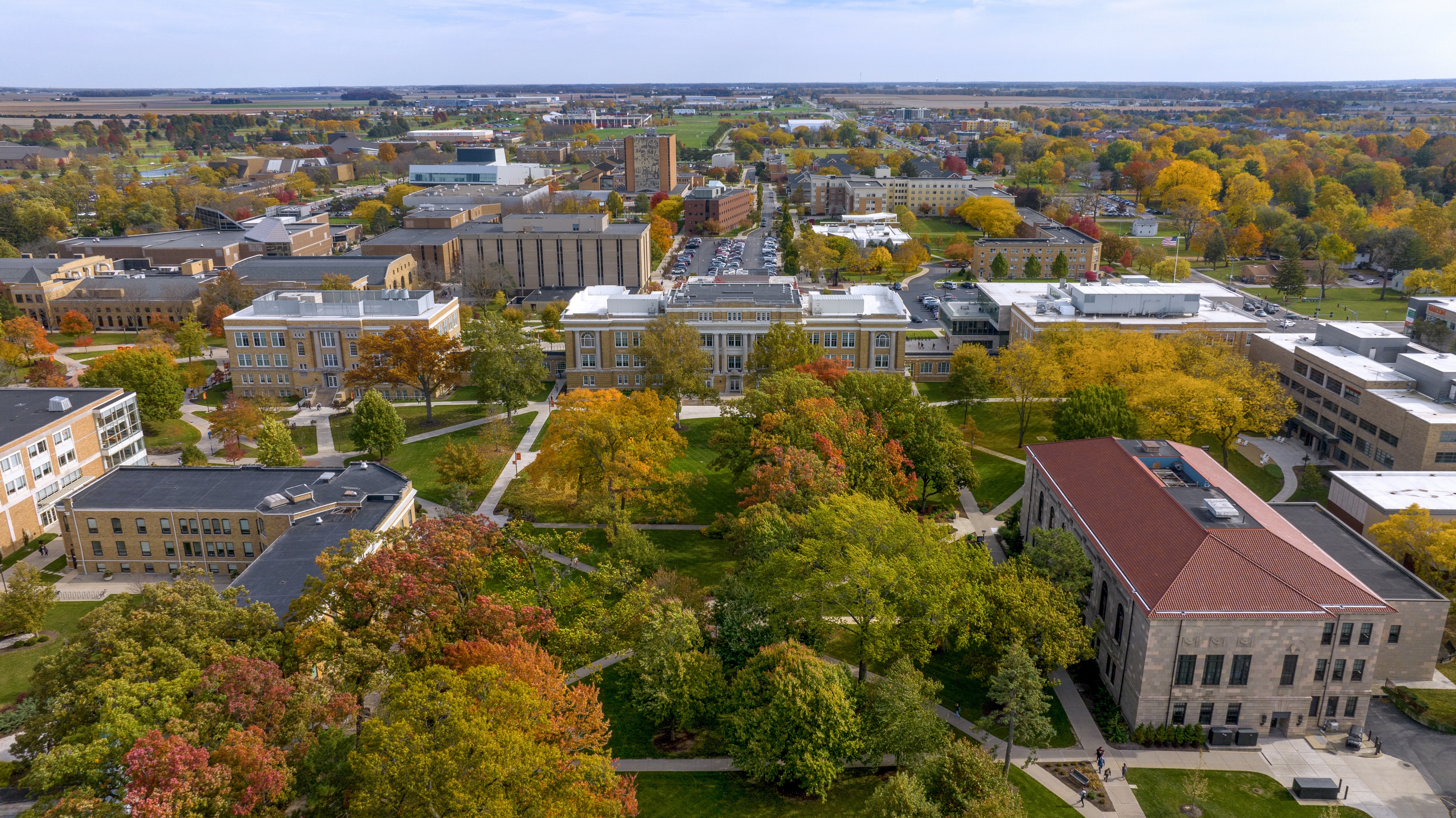 An aerial shot of campuz